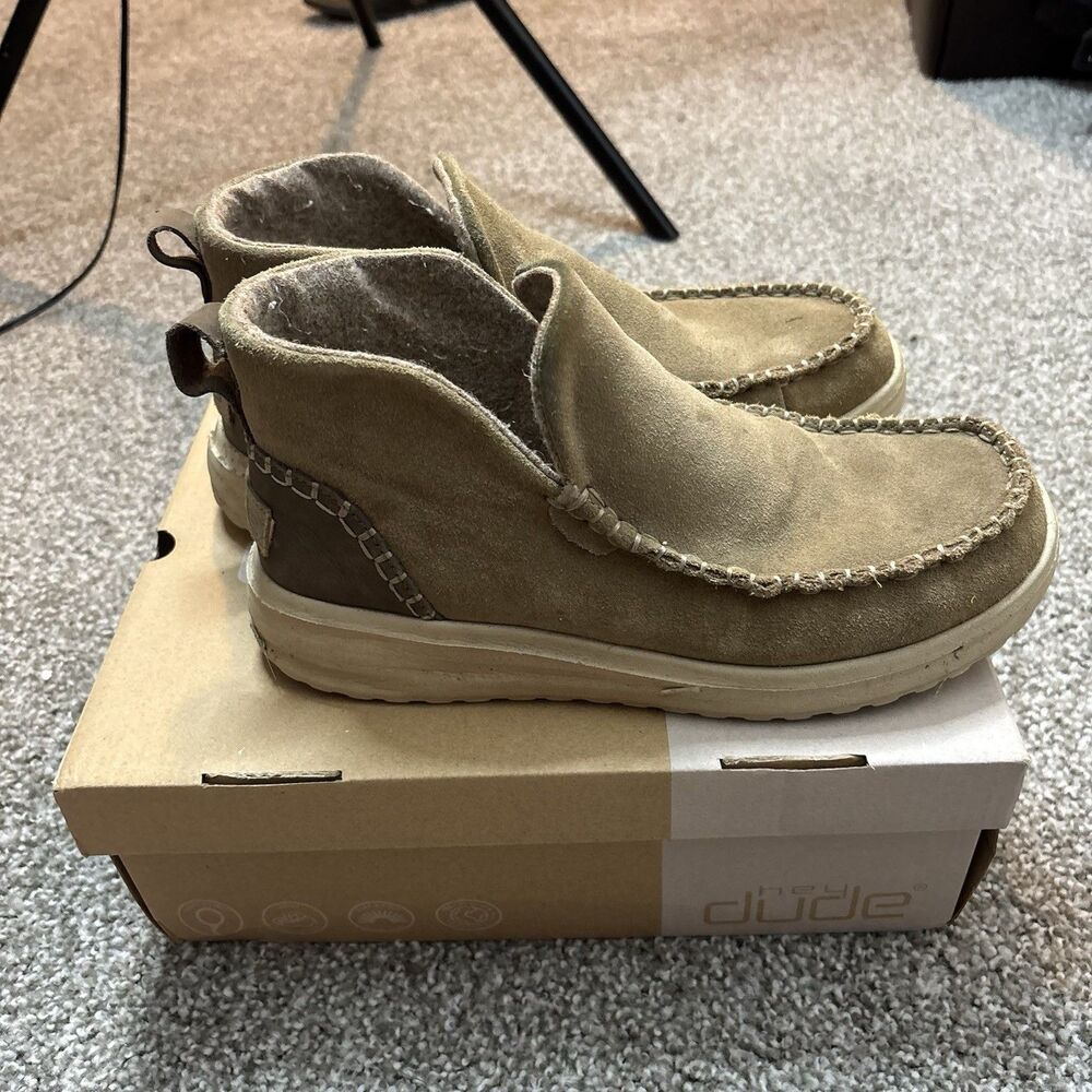 Size 9 Hey Dude Vic Suede Shadow Grey Slip On Boots Casual Comfort - Picture 4 of 12